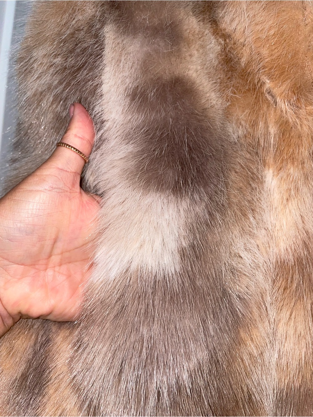 FABULOUS FURS CALICO FOX FAUX FUR VEST SZ XS NWOT 1st Sample - Picture 2 of 7